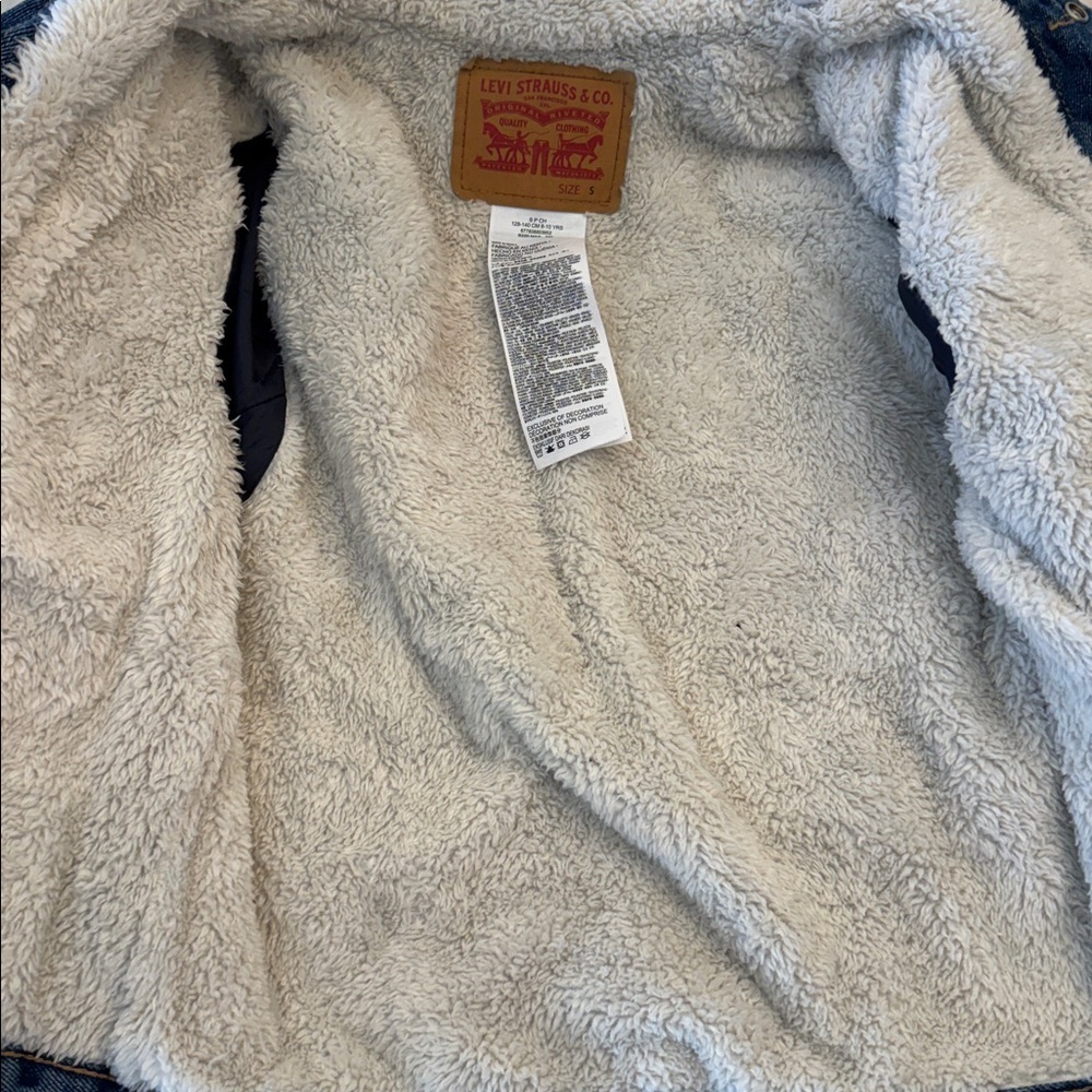 EUC! Levi’s Girls Sherpa Lined Denim Jacket, sz 8-10 - Picture 11 of 12